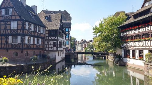 Strasbourg, Alsace, Petite France, Smeigės