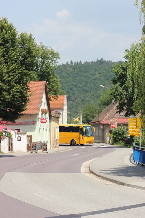 Gatvė, Autobusas, Miestas, Kelias, Transportas, Kelionė, Eismas, Architektūra, Lauke, Čekijos Respublika