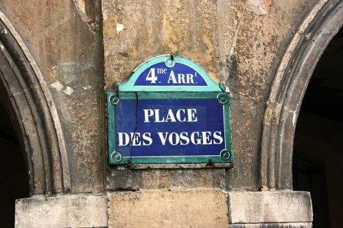 Kelio Ženklas, Vieta De Vosges, Paris