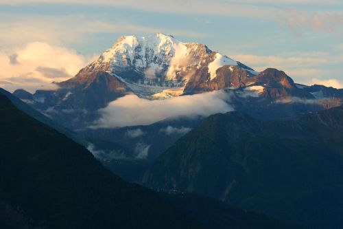 Ryto Šviesos Viršūnių Susitikimas, Alpių, Valais, Ryto Saulė, Šveicarija