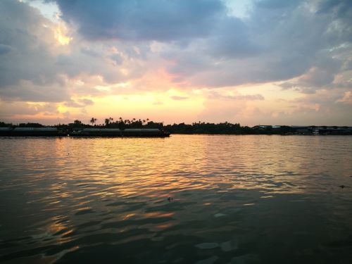 Saulėtekis, Upė, Rytas, Emocija, Tailandas