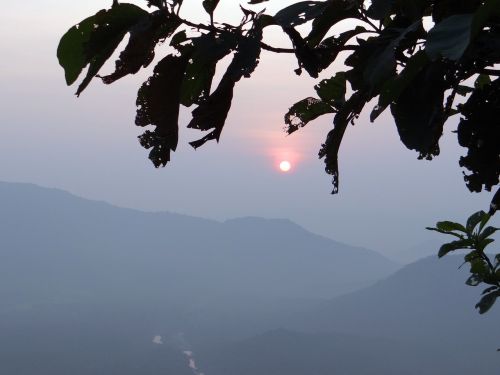 Saulėlydis, Vakarų Gatas, Sahyadri, Bičių Uolos, Uttar Kannada, Indija