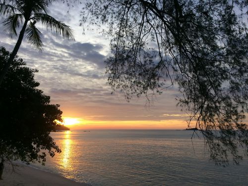 Saulėlydis, Saulėlydis Iš Salos Indonezijos Salos, Indonezijos Saulėlydis