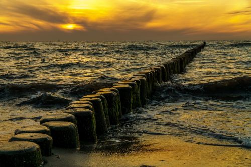 Saulėlydis, Groynes, Dangus, Baltijos Jūra, Vakaro Saulė, Paplūdimys Jūra, Šviesa, Papludimys, Debesys, Kranto, Twilight