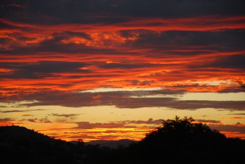 Saulėlydis, Debesys, Kanbera, Dangus, Gamta, Saulė, Kraštovaizdis, Šviesa, Saulės Šviesa, Vasara, Vakaras, Horizontas, Cloudscape, Oras, Dusk, Natūralus, Vaizdingas, Oranžinė, Saulėtas, Dramatiškas