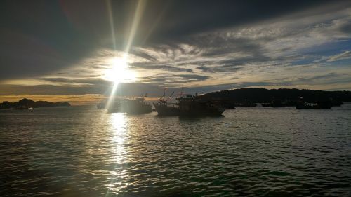 Saulėlydis, Jūra, Žvejybos Laivai