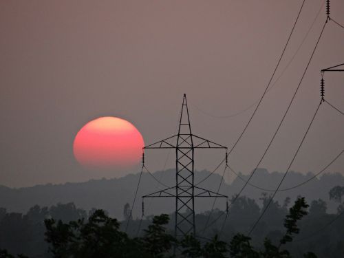 Saulėlydis, Elektrinis Pilonas, Elektrinis Bokštas, Kalnai, Shimoga, Karnataka, Indija