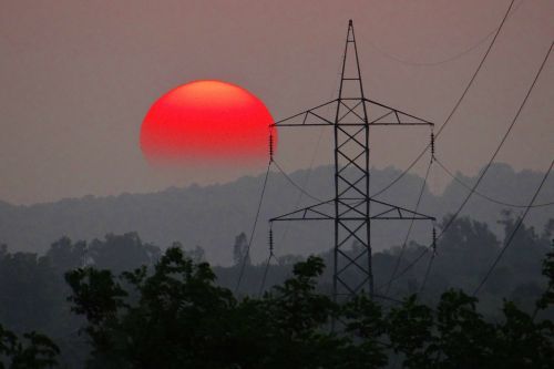 Saulėlydis, Elektrinis Pilonas, Elektrinis Bokštas, Kalnai, Shimoga, Karnataka, Indija