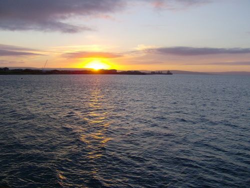 Saulėlydis, Orkney, Škotija, Jūra