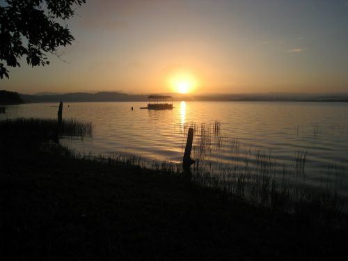 Saulėlydis, Ežero Krantas, El Remate, Gvatemala