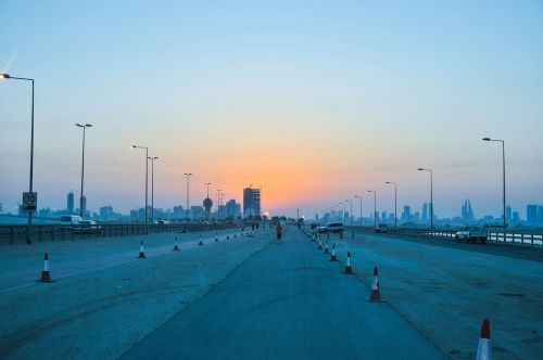 Saulėlydis, Saulėlydis, Bahrain