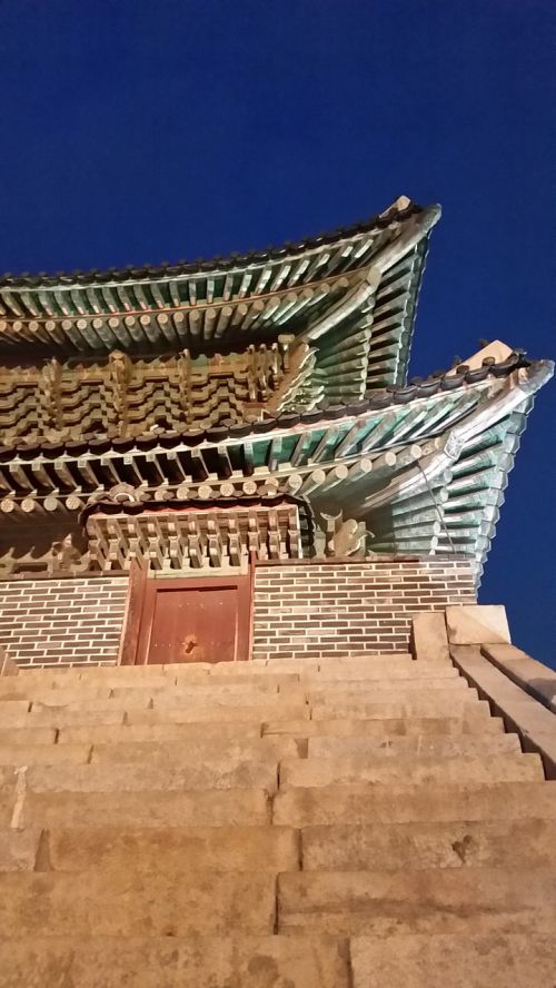 Suwon Pilis, Suwon, Korėjos Respublika, Naktinis Vaizdas