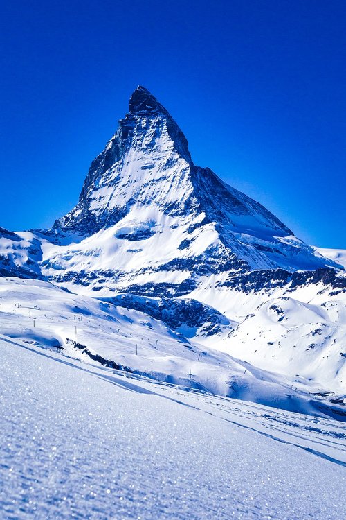 Šveicarija,  Zermatt,  Matterhorn,  Kalnų,  Sniegas,  Alpine,  Kraštovaizdis,  Pobūdį,  Žiemos,  Dangus,  Didelis,  Kelionė,  Puikus,  Šalto,  Vieno,  Vertikaliai