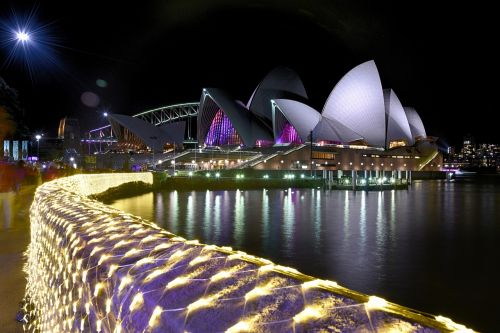 Sidnėjus, Sidnėjaus Operos Rūmai, Australia, Miestas, Orientyras, Kelionė, Vanduo, Miesto Panorama, Kraštovaizdis, Pastatas, Turistinis, Naktis, Spalvinga, Gyvas, Sidnėjaus Tiltas