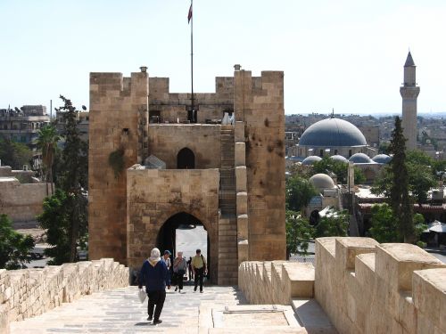 Sirija, Aleppo, Citadelė, Įėjimas, Bokštas