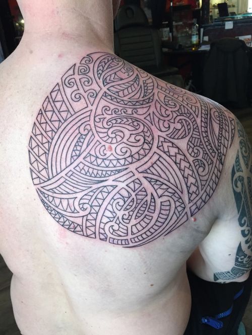 Tatuiruotė, Maori, Tribal, Meno Kūriniai, Naujoji Zelandija, Dažytos, Rašalas, Pečių, Simbolis, Papartis, Liežuvis, Apdaila, Kūnas, Menas, Kūno Menas, Judėti