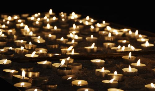 Arbatos Žvakės, Bažnyčia, Šviesa, Malda, Žvakių Šviesa, Tikėjimas, Religija, Krikščionybė, Liepsna, Paminėti, Meditacija, Žvakės, Kontempliatyvas