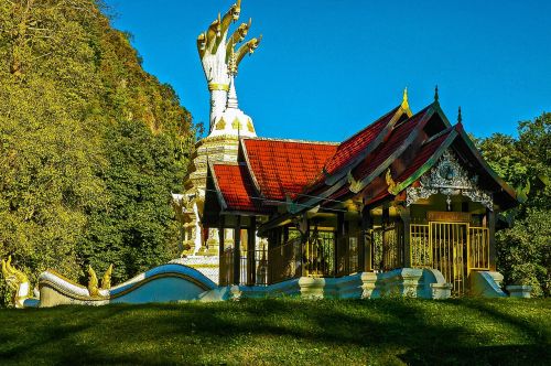 Šventykla, Chiang Dau, Tailandas