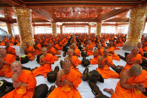 Šventykla, Vienuoliai, Melstis, Budistams, Tailandas, Medituoti, Grupė, Asija, Oranžinė, Drabužiai, Žmonės, Vyrai, Sėdi, Pagoda