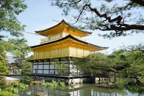 Aukso Paviljono Šventykla, Japonija, Senovės Architektūra
