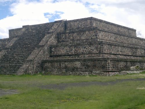 Magija,  Piramidė,  Istorija,  Teotihuacanas