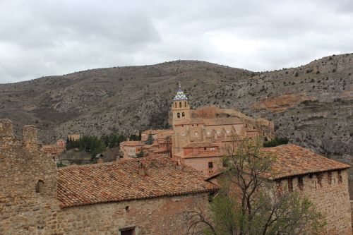 Teruel, Albarracinas, España, Sierra, Ispanija, Kaimas, Atostogos, Europietis, Turizmas, Bažnyčia, Bokštas