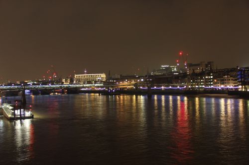 Thames, Atspindys, Upė, Londonas, Anglija, Architektūra, Londono Naktis, Miesto Panorama, Britanija, Orientyras, Naktis