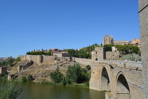Toledo Miestas, Ispanija, Tiltas, Turistinis, Europa, Vista, Turistų Kelionės Tikslas, Tagus Upė