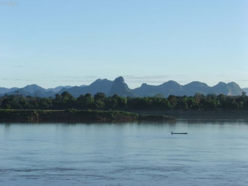 Mekong Upė Su Kalnu, Upė, Kalnas, Mekong Upė