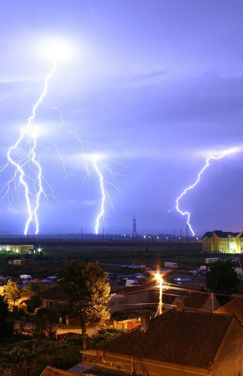 Griauna, Mirksi, Griauna, Audra, Šviesos Efektas, Elektra, Romanija, Dabartinis, Elektronai, Orų Reiškinys, Lapų Žaibas, Meteorologija, Atmosfera, Dangus