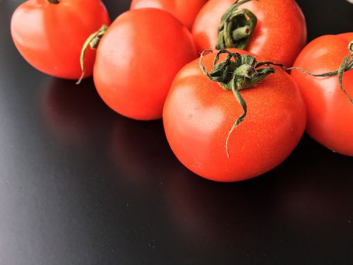 Pomidoras, Vaisiai, Daržovių, Šviežias, Raudona, Maistas, Sveikas, Ekologiškas, Vegetariškas, Natūralus