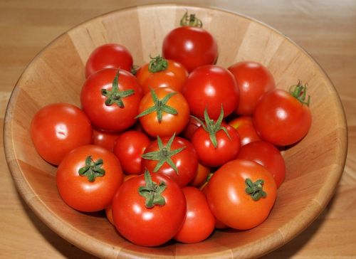Pomidorai, Raudona, Daržovės, Derlius, Maistas, Vegetariškas, Frisch, Sveikas, Prinokę, Santvaros, Dubuo, Pomidorų Derlius, Vaisiai, Daug Organinių Pomidorų