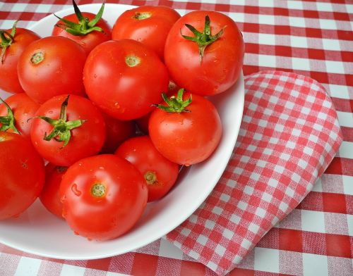 Pomidorai, Daržovės, Maistas, Raudona, Ekologiškos Daržovės, Be Cheminių Medžiagų, Sveikas, Patikrinta