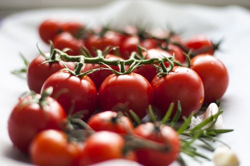 Pomidorai,  Daržovės,  Maisto,  Sveiki,  Raudona,  Šviežias,  Vitaminai,  Valgyti,  Organinė,  Skanus,  Salotos,  Ingridientai