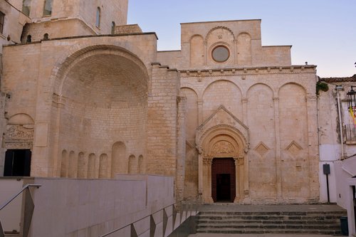 Kapas,  Bažnyčia,  Paminklas,  Krikščionybė,  Monte Santangelo,  Gargano,  Apulija