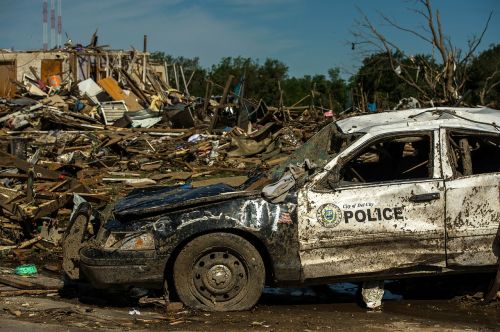 Tornado Sugadinimas, Oklahoma, Twister, Policijos Automobilis, Niokojimas, Lauke, Audra, Namai