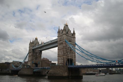 Bokšto Tiltas, Anglija, Londonas, Tiltas, Upė, Architektūra, Vanduo, Thames Upė, Tiltai, Kraštovaizdis, Debesuota