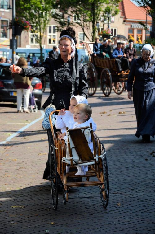 Kūdikis,  Automobilis,  Vaikiška Mašina,  Olandų,  Tradicinis,  Apranga,  Holland,  Kultūra,  Kostiumas,  Suknelė,  Tradicinis Kūdikio Automobilis