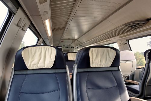 Traukinys, Kelionė, Sėdėti, Vagonas, Geležinkelis, Deutsche Bahn, Skyrius, Išeiti