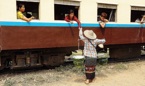 Traukinys, Stotis, Maistas, Parduoti, Mianmaras, Burma