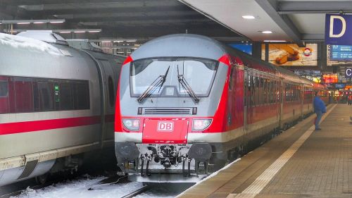Traukinys,  Geležinkelis,  Stotis,  Metro,  Ic,  Traukinių Stotis,  Munich,  Be Honoraro Mokesčio
