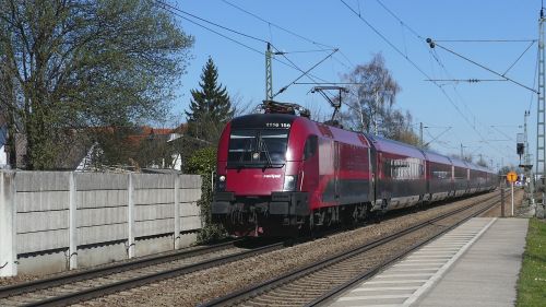 Traukinys,  Transporto Sistema,  Geležinkelis,  Geležinkelio Linija,  Kelionė,  Stotis,  Horizontalus,  Be Honoraro Mokesčio