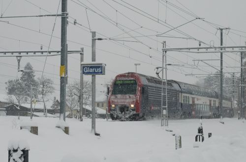 Traukinys, Sbb, S Bahn, Žiema, Švedijos Federaliniai Geležinkeliai, Žiemą, Sniegas, Sniego Gūsis, Glarus, Šveicarija