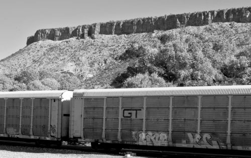 Traukinys,  Traukiniai & Nbsp,  Automobiliai,  Dykuma,  Geležinkelis,  Arizona,  Juoda & Nbsp,  Balta,  Kalnai,  Traukiniai Dykumoje