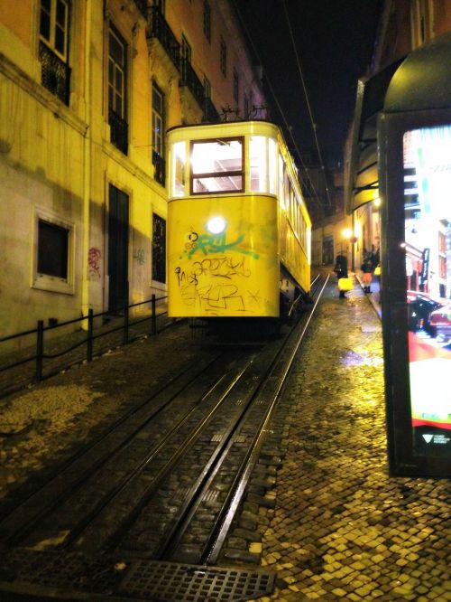 Tramvajus, Lisbonas, Transporto Priemonė, Portugal, Eismas, Transportas, Atrodė, Naktį