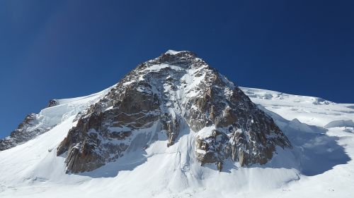 Triangle Du Tacul, Mont Blanc Du Tacul, Aukšti Kalnai, Chamonix, Mont Blanc Group, Kalnai, Alpių, Aukščiausiojo Lygio Susitikimas, Sniegas, Aukštas, Kraštovaizdis, France, Žiemą, Alpinizmas, Šaltas