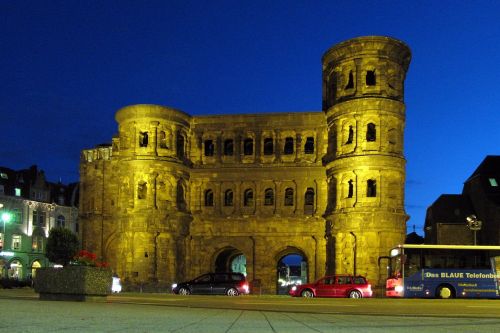 Trier, Abendstimmung, Kirchplatz, Naktis, Porta Nigra, Pastatas, Architektūra, Senas, Romėnų