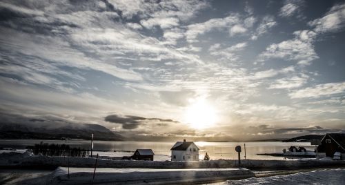 Tromsö, Žiema, Oro Uostas, Saulė