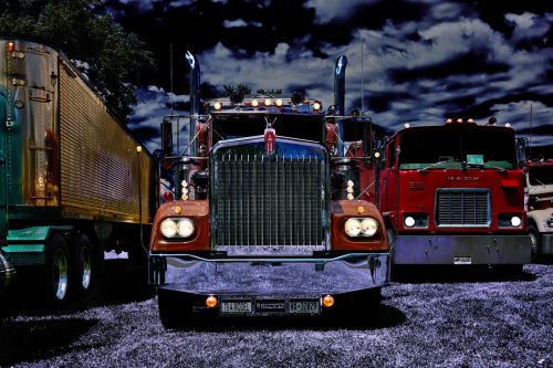 Sunkvežimis,  Sunkvežimiai,  Automobilis,  Kroviniai,  Kenworth,  1979,  Didelis,  Įrenginys,  Vairuoti,  Kelias,  Gabenimas,  Vairuoja,  Sunkvežimiai