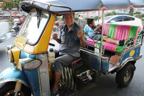 Tuk Tuk, Tailandas, Miestas